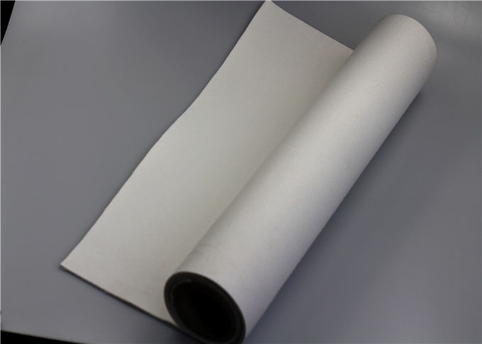 Weißes Polyester-Filter-Material-ausgezeichnetes Riss-Widerstand-fehlerloses Endweiche Beschaffenheit